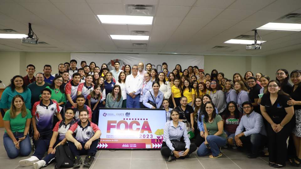 Creson fortalece formación integral de estudiantes de Normales y UPN con segundo foro ambiental