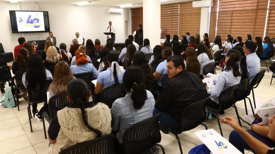 Conmemora 43 aniversario Universidad Pedagógica Nacional, plantel Hermosillo